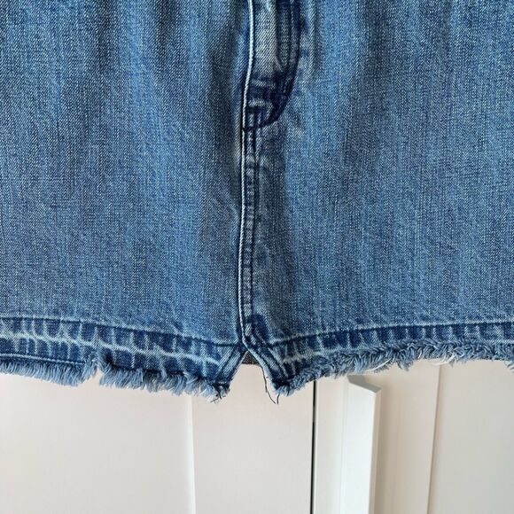 Free‎ People Mini Distressed Denim Skirt size 0 - Picture 6 of 9